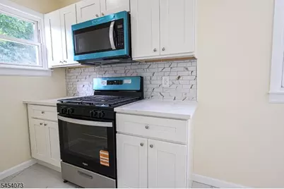 865 S 20th St, Newark, NJ 07108 - Photo 10