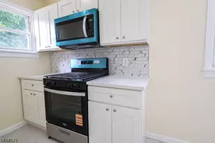 865 S 20th St, Newark, NJ 07108 - Photo 10