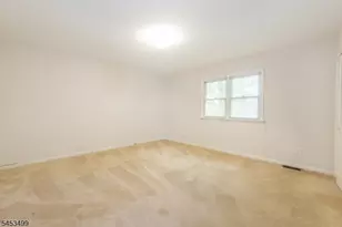 19 Pease Ave, Verona, NJ 07044 - Photo 18