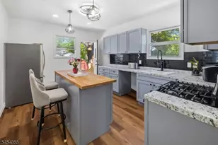 48 Laurel Ave, East Orange, NJ 07017 - Photo 6