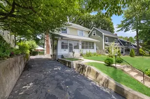 48 Laurel Ave, East Orange, NJ 07017 - Photo 2