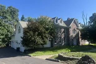 568 Stangle Rd, Bridgewater, NJ 08836 - Photo 2