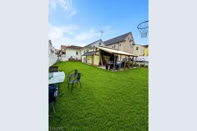 22 Quinn St, Paterson, NJ 07501 - Photo 18