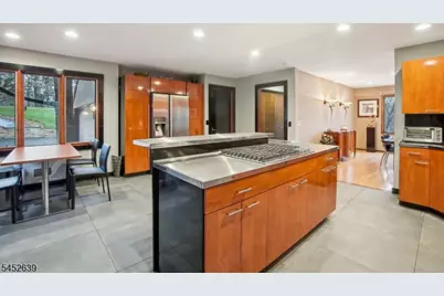 62 Twin Brooks Trl, Chester, NJ 07930 - Photo 8