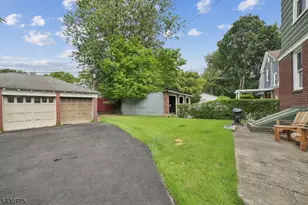 238 Park St, Montclair, NJ 07042 - Photo 14