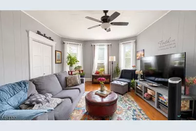 167 N 16th St, East Orange, NJ 07017 - Photo 6
