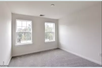712 Parkview Ln, Rockaway Township, NJ 07866 - Photo 4