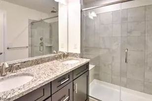 712 Parkview Ln, Rockaway Township, NJ 07866 - Photo 8