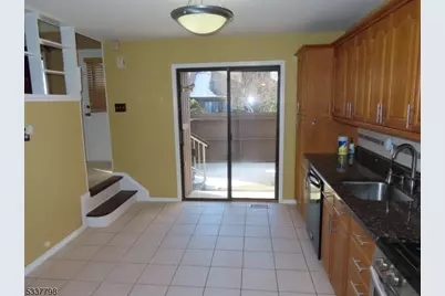 3443 Bloomingdale Dr, Hillsborough Township, NJ 08844 - Photo 10