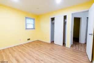 640 Warfield Rd, North Plainfield, NJ 07063 - Photo 12