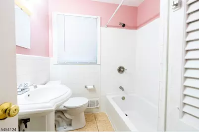 640 Warfield Rd, North Plainfield, NJ 07063 - Photo 10