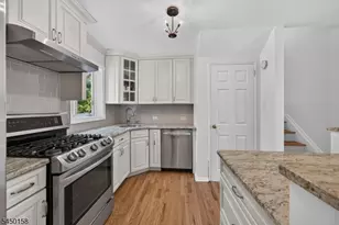 1387 Hamilton St, Franklin Township, NJ 08873 - Photo 6