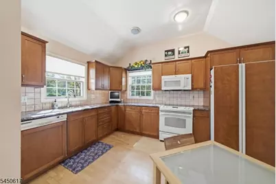15 Century Ct, Montville Township, NJ 07045 - Photo 6