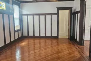 275 S Burnett St, East Orange, NJ 07018 - Photo 2