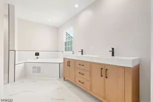 703 Porter Way, Bridgewater, NJ 08807 - Photo 18