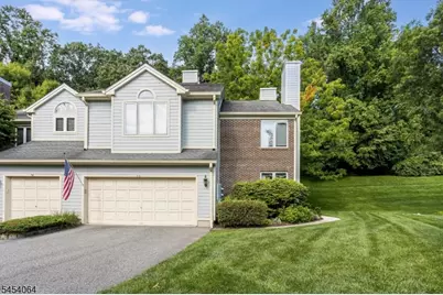 52 Jesse Ct, Montville Township, NJ 07045 - Photo 4