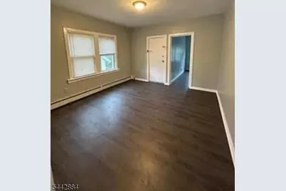 176 Goldsmith Ave #3, Newark, NJ 07112 - Photo 2