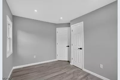 33 Race St, Bloomfield, NJ 07003 - Photo 12