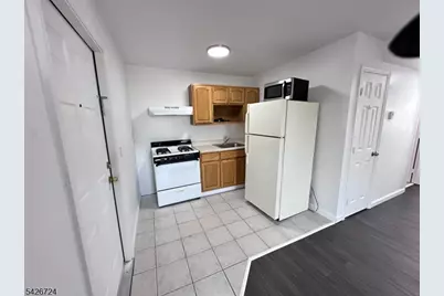 23 Highland St #3, Paterson, NJ 07524 - Photo 2