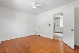 49 Livingston Ave, Lyndhurst Township, NJ 07071 - Photo 18
