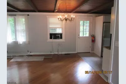 4 Mohawk Trl, Hopatcong, NJ 07821 - Photo 10