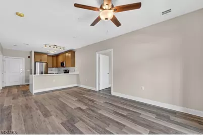 7 Theta Dr #102, Vernon Twp., NJ 07462 - Photo 4