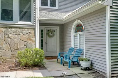 21 Braemar Dr, Rockaway Township, NJ 07866 - Photo 2
