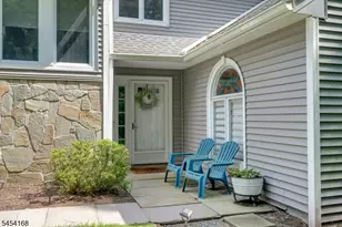 21 Braemar Dr, Rockaway Township, NJ 07866 - Photo 2