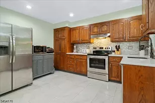 8 C O Dr, Byram Township, NJ 07821 - Photo 10