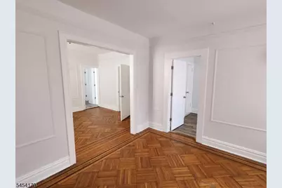 14 E Bidwell Ave #2, Jersey City, NJ 07305 - Photo 4