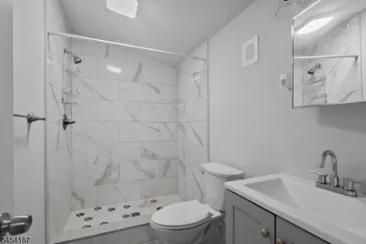 229 Parkinson Ave, Hamilton Township, NJ 08610 - Photo 18