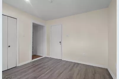 229 Parkinson Ave, Hamilton Township, NJ 08610 - Photo 30
