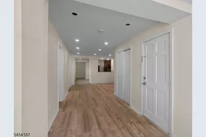 229 Parkinson Ave, Hamilton Township, NJ 08610 - Photo 10