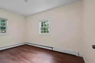 229 Parkinson Ave, Hamilton Township, NJ 08610 - Photo 32