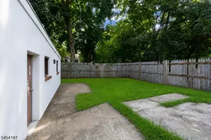 229 Parkinson Ave, Hamilton Township, NJ 08610 - Photo 44