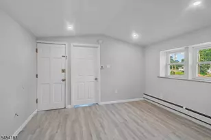 229 Parkinson Ave, Hamilton Township, NJ 08610 - Photo 26