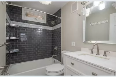 83 Chestnut St #2, Morristown, NJ 07960 - Photo 6