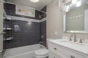83 Chestnut St, Morristown, NJ 07960 - Photo 6