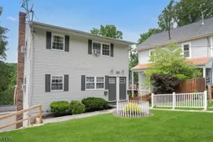83 Chestnut St, Morristown, NJ 07960 - Photo 1