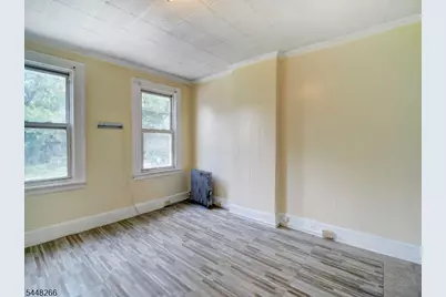 22 Kensington Pl, East Orange, NJ 07017 - Photo 32
