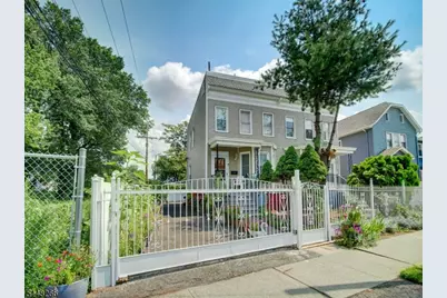 22 Kensington Pl, East Orange, NJ 07017 - Photo 2