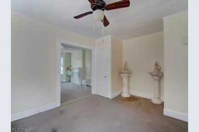 22 Kensington Pl, East Orange, NJ 07017 - Photo 26