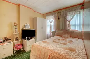 22 Kensington Pl, East Orange, NJ 07017 - Photo 16