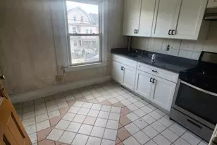 638 E 25th St, Paterson, NJ 07504 - Photo 10