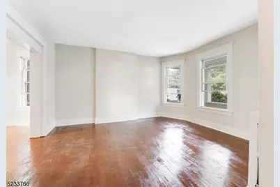 125 Main St, West Orange Township, NJ 07052 - Photo 2