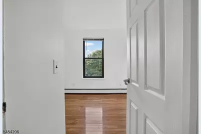 540 Bramhall Ave, Jersey City, NJ 07304 - Photo 18