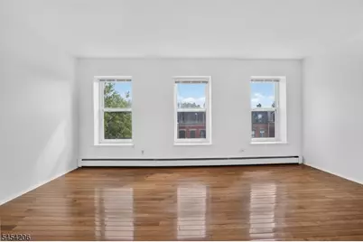 540 Bramhall Ave, Jersey City, NJ 07304 - Photo 10