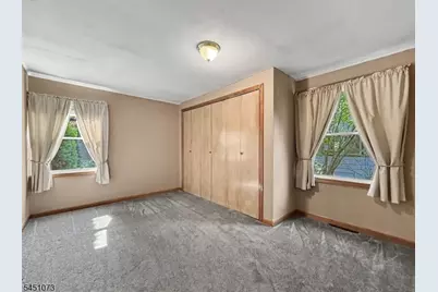 8 Martin Rd, Verona, NJ 07044 - Photo 8