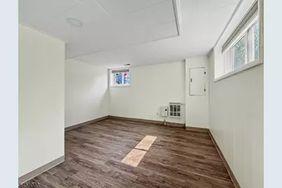 8 Martin Rd, Verona, NJ 07044 - Photo 20