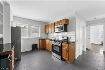 1020 Cross Ave #2F, Elizabeth, NJ 07208 - Photo 4